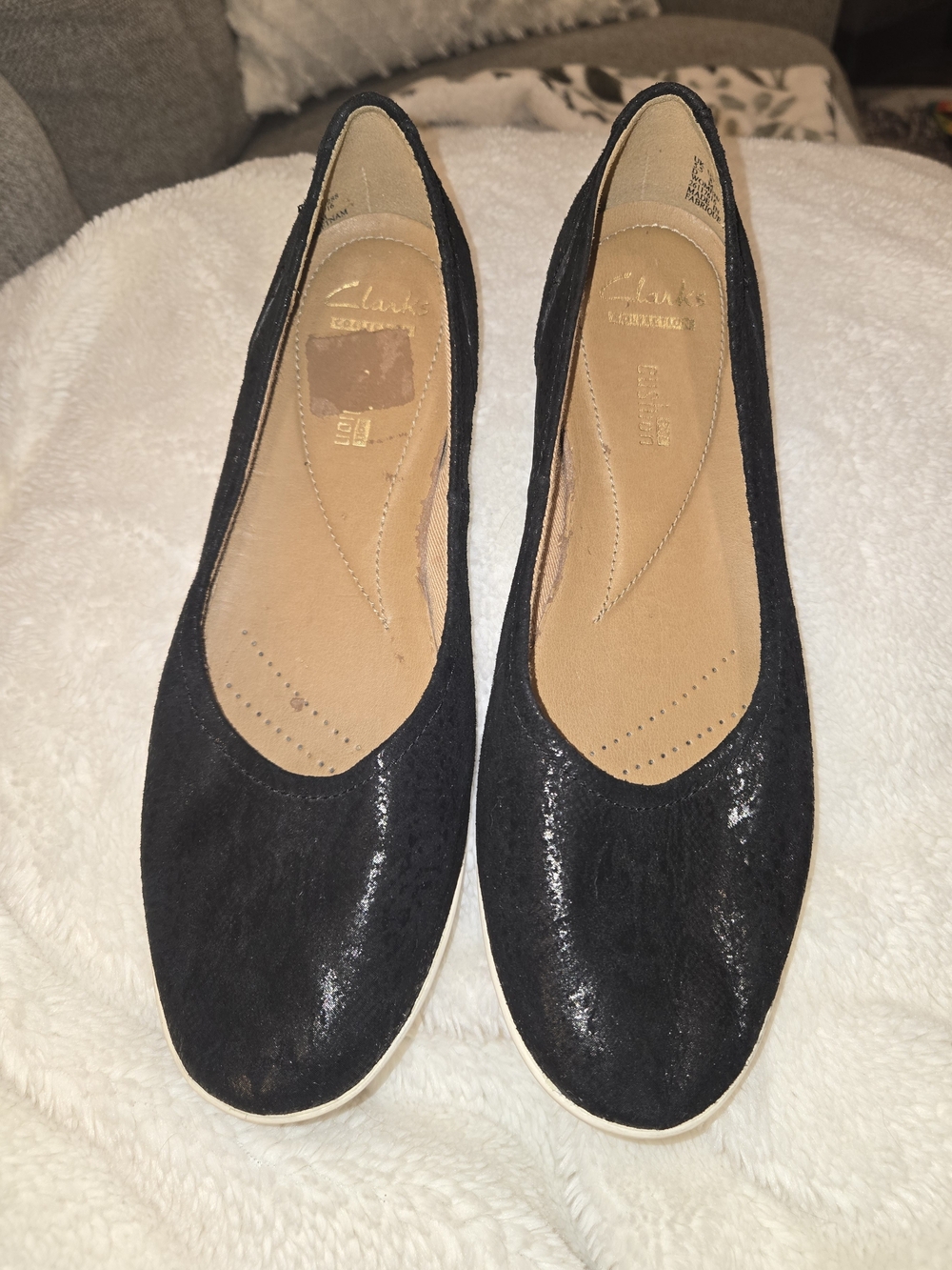 Clarks Black Women's Suede Ballet Flats